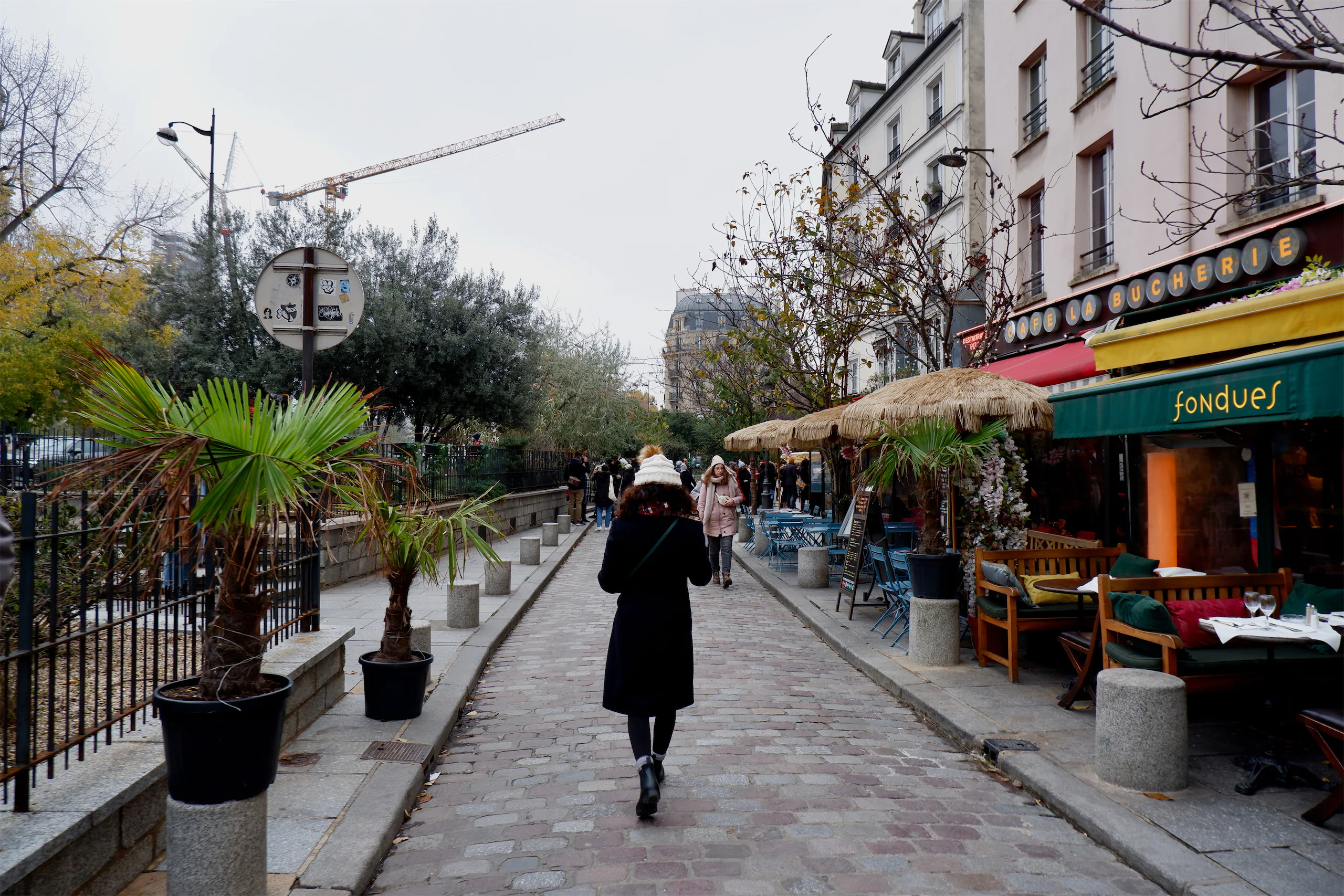 Approaching Shakespeare and Company